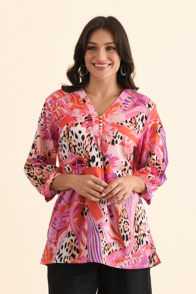 alt text|model:Brontie