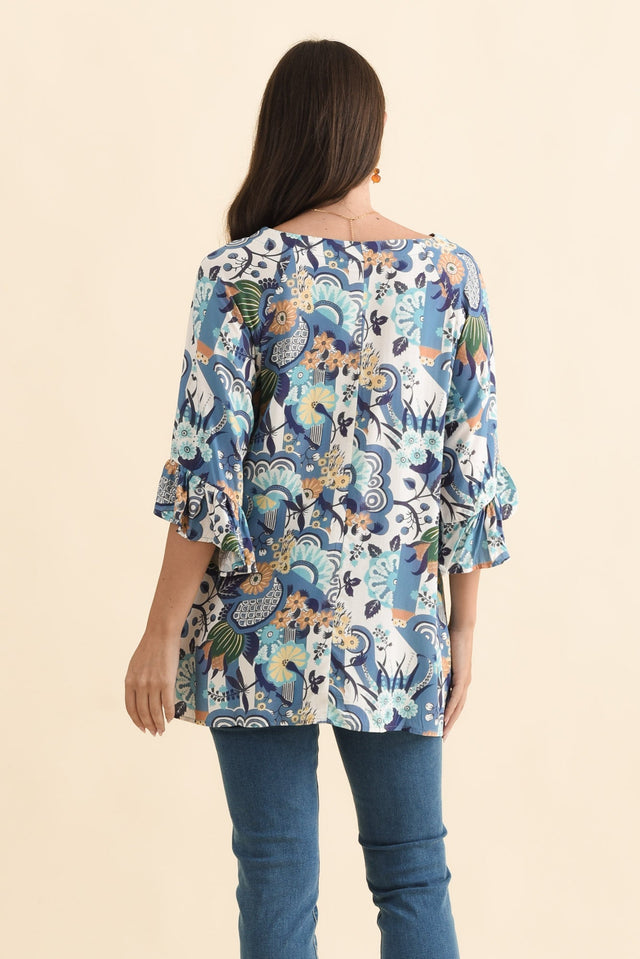 Diona Blue Floral Frill Sleeve Top,Brunette model,alt text|model:MJ image 5