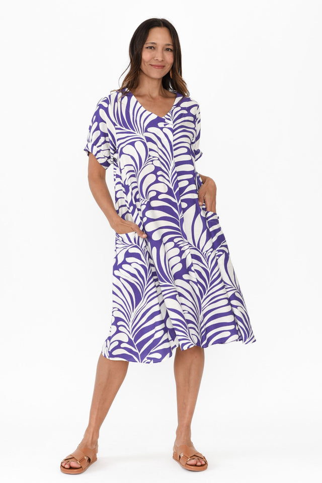 Dulce Blue Swirl Pocket Dress,Brunette model,alt text|model:Cara image 7
