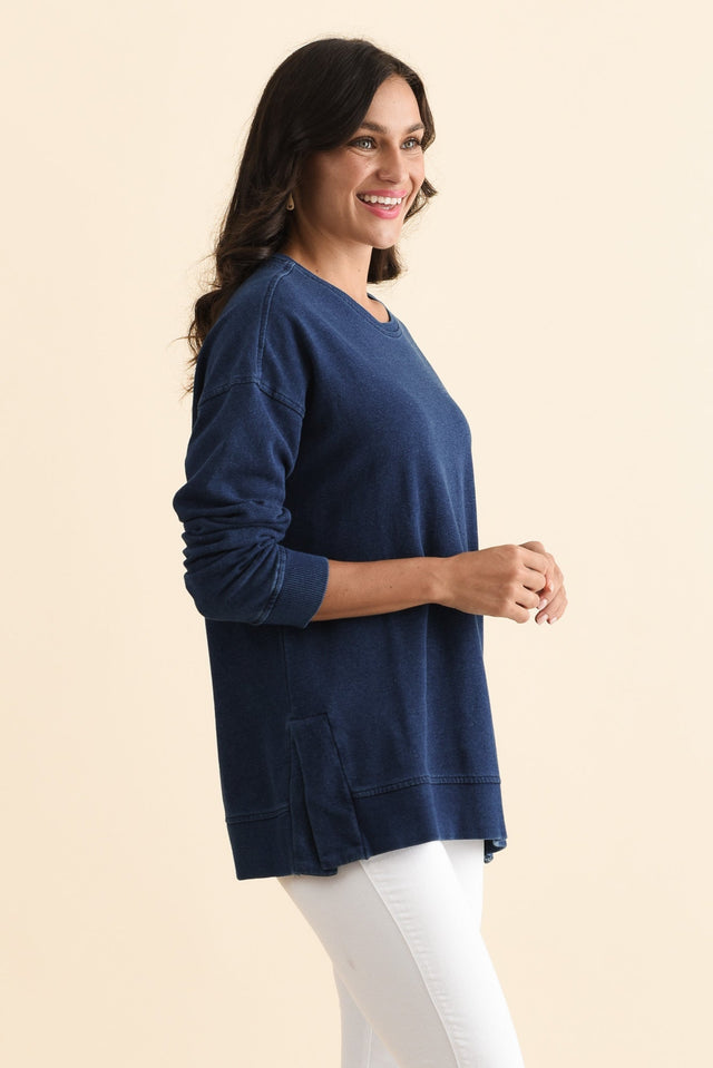 alt text|model:Brontie image 4