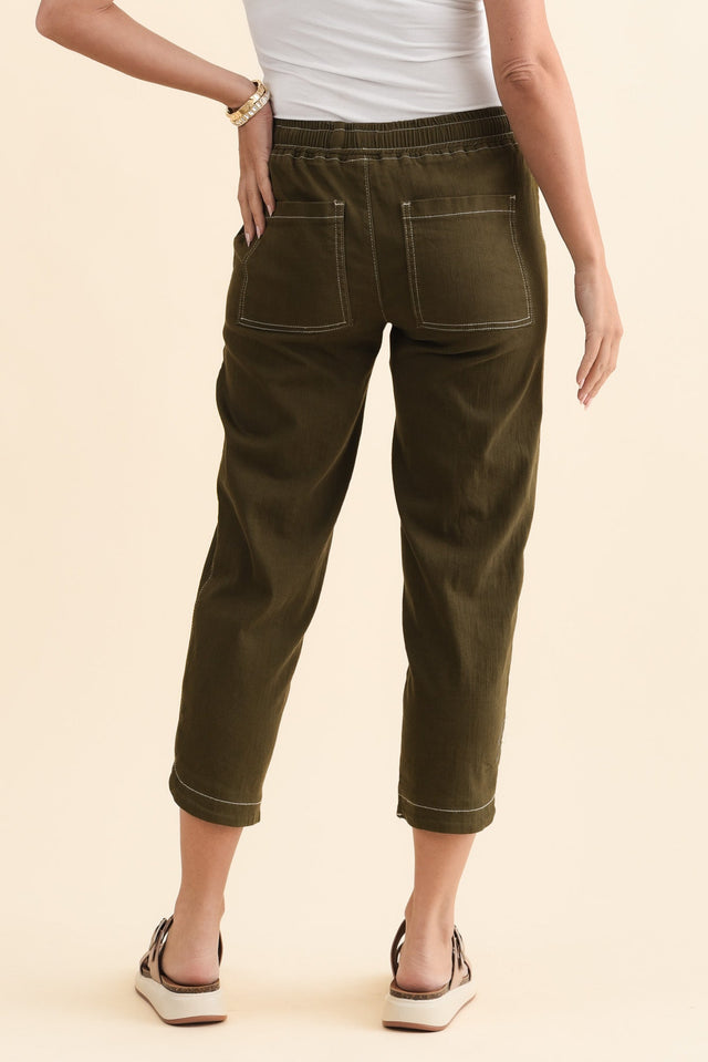 alt text|model:MJ image 6