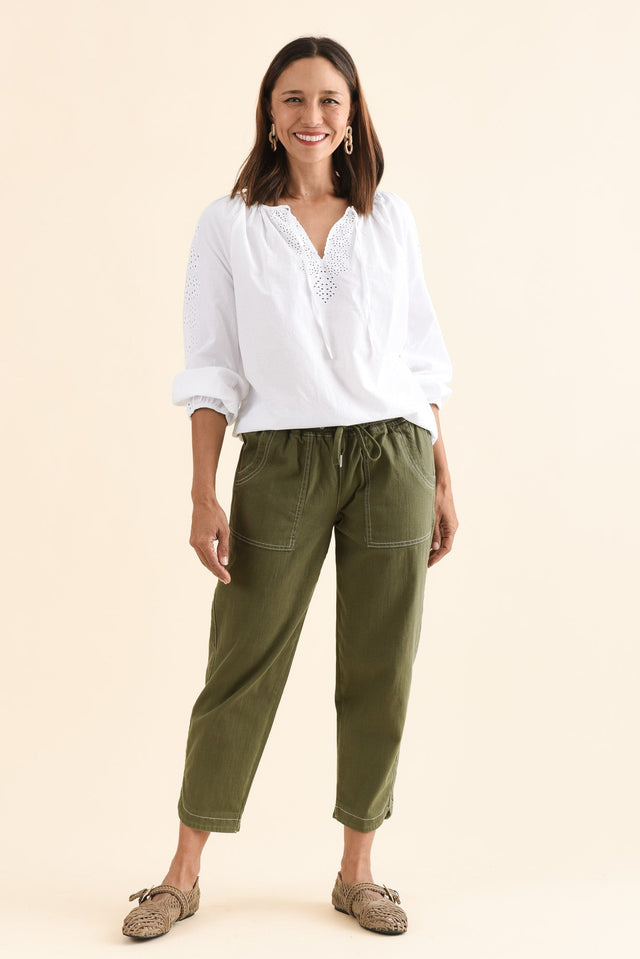 Eliana Olive Cotton Stretch Jeans,Detail,Brunette model,alt text|model:Cara image 6