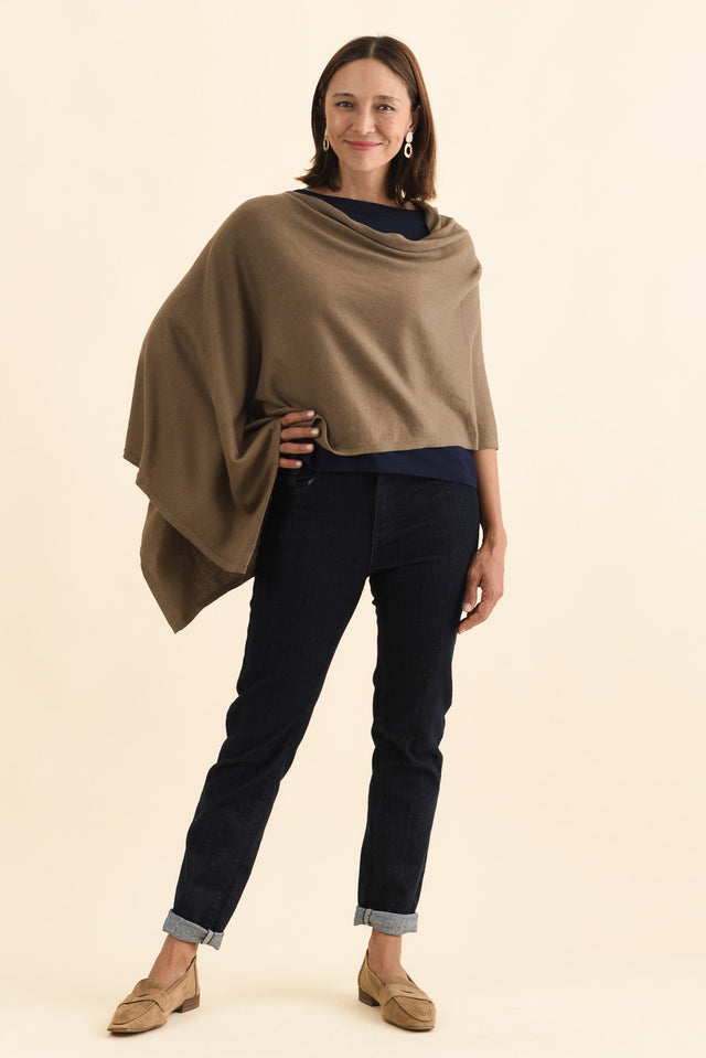 Elorie Khaki Cotton Cashmere Poncho image 7