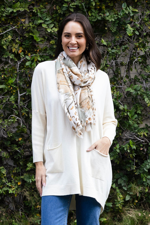 Elva Tan Leopard Scarf