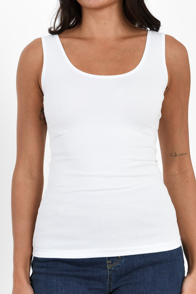 alt text|model:Brontie image 5