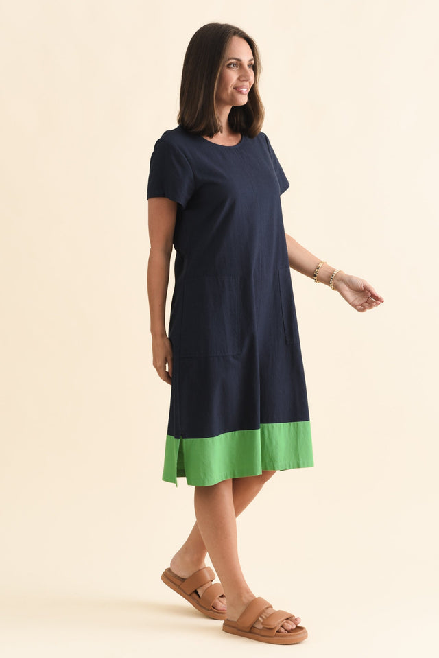 alt text|model:MJ image 5