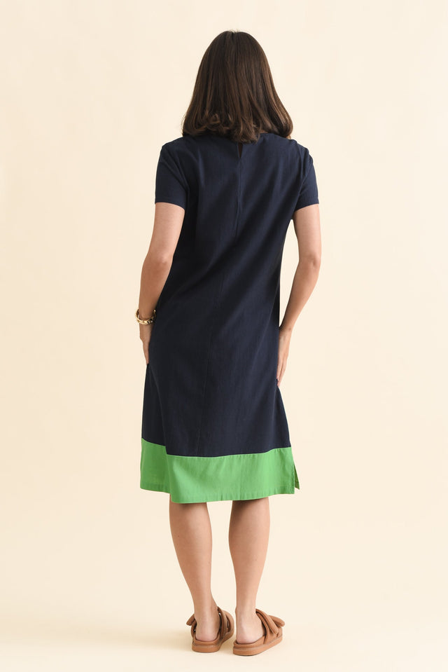 alt text|model:MJ image 6