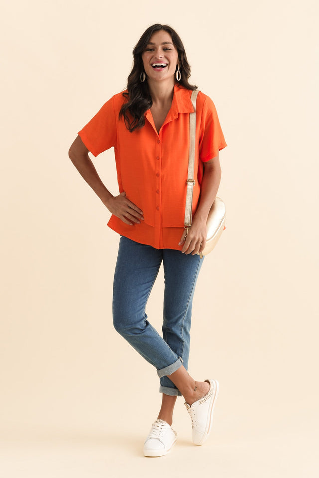 alt text|model:Brontie image 3