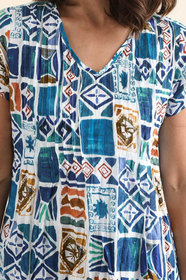 Fia Blue Tile Crinkle Cotton Top,Detail,Brunette model,alt text|model:Cara image 5