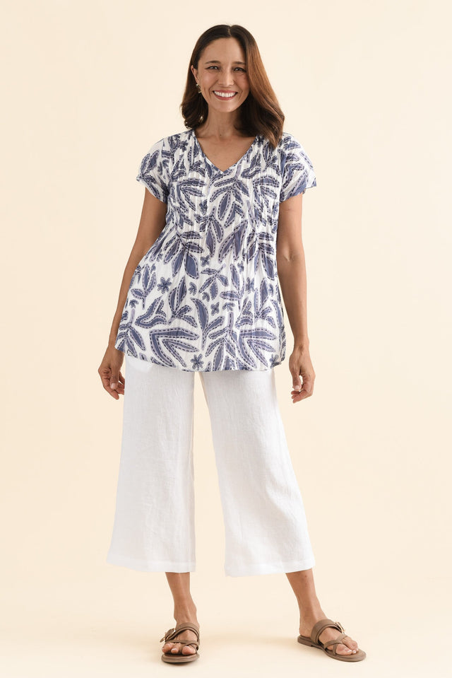 Fia Navy Garden Crinkle Cotton Top,Full Body,Brunette model,alt text|model:Cara