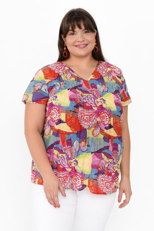 plus-size,curve-tops,plus-size-cotton-tops,alt text|model:Gabby image 9