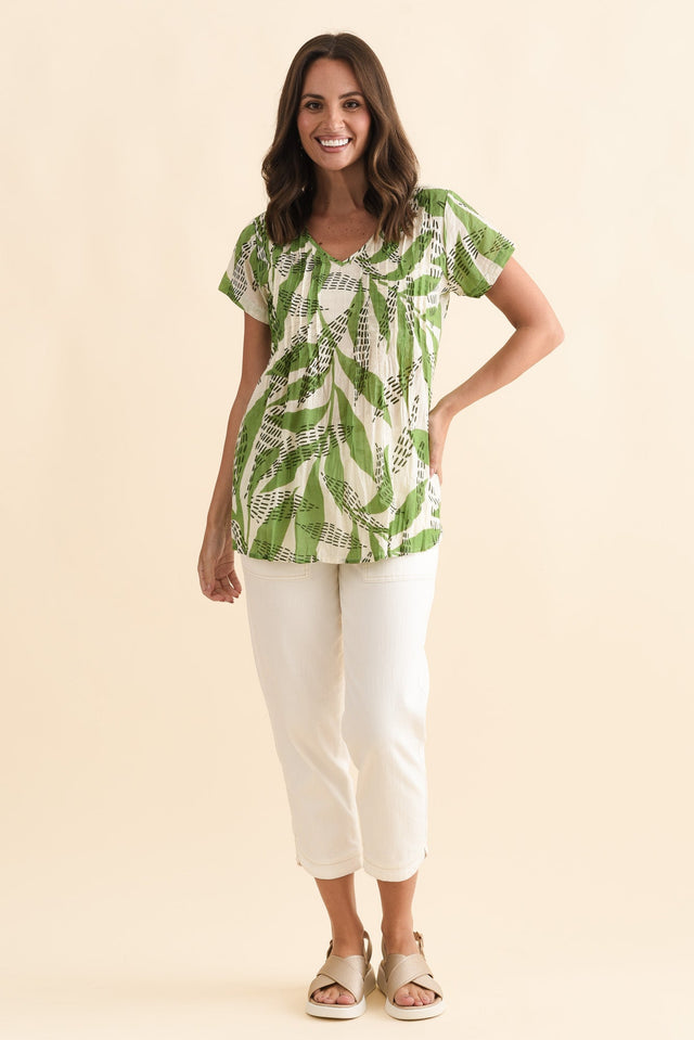 alt text|model:MJ image 2