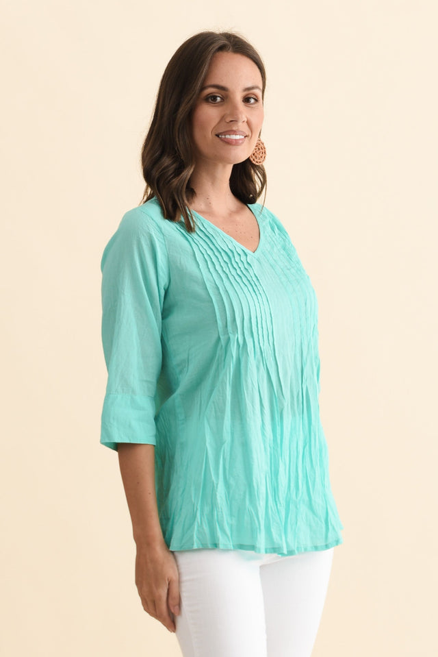 alt text|model:MJ image 3