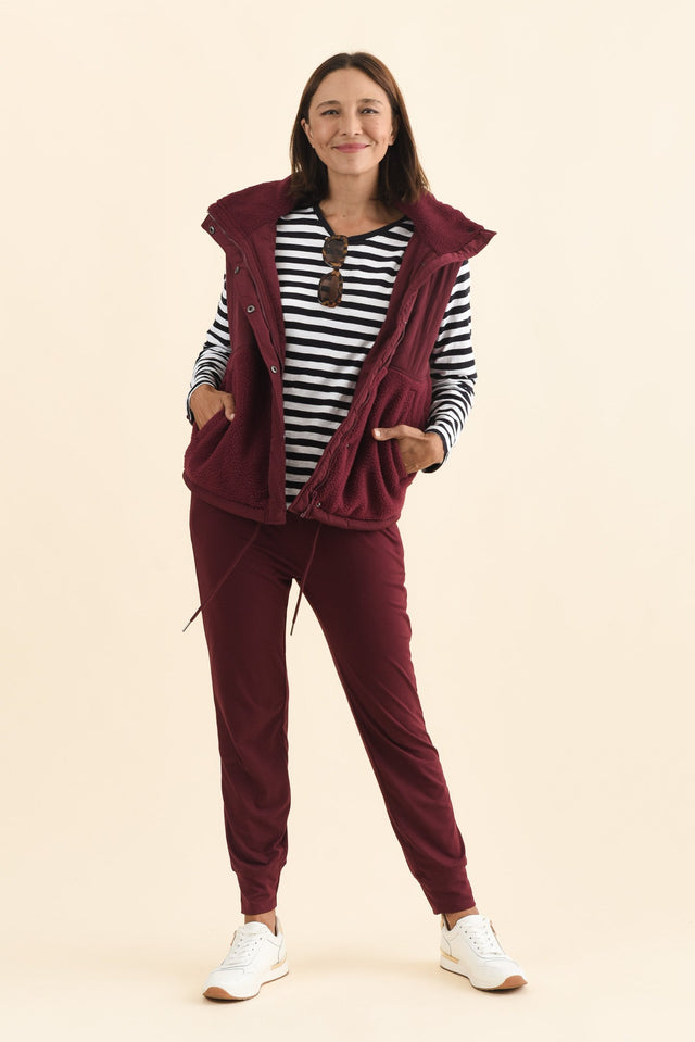 Freedom Burgundy Quilted Vest,Brunette model,alt text|model:Cara image 4