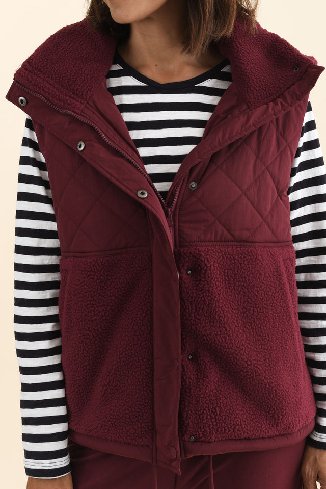 Freedom Burgundy Quilted Vest,Brunette model,alt text|model:Cara image 7