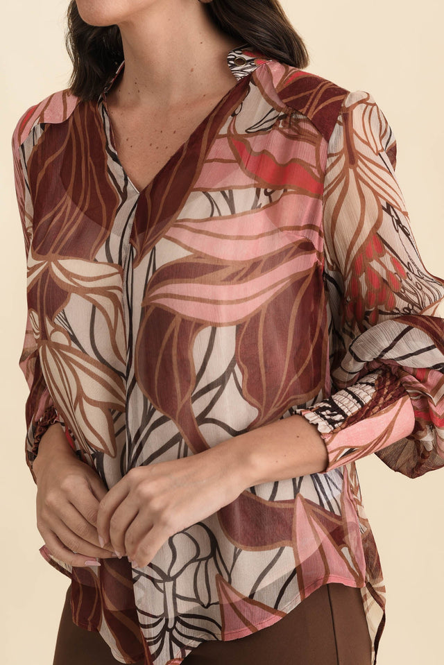 Freya Cathedral Botanic V Neck Blouse,Brunette model,alt text|model:MJ image 6