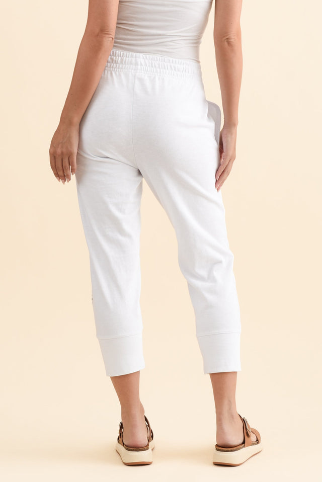 alt text|model:MJ image 4