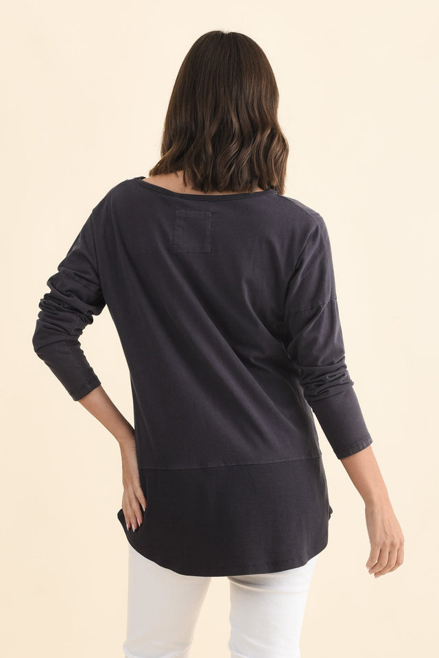 Fundamental Navy Cotton Rib Sleeved Top,Brunette model,alt text|model:MJ image 5