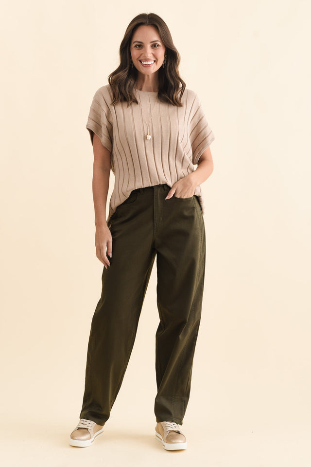 Garner Khaki Barrel Chino Pants,Brunette model,alt text|model:MJ image 7
