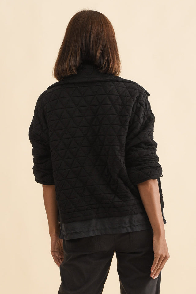 Grace Black Bamboo Silk Quilted Jacket,Brunette model,alt text|model:Cara image 5