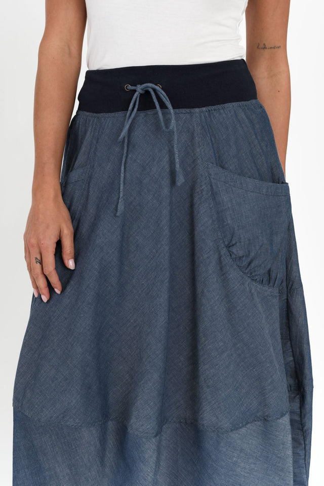 alt text|model:Brontie image 7