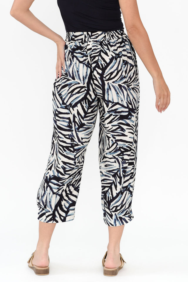 alt text|model:MJ image 5