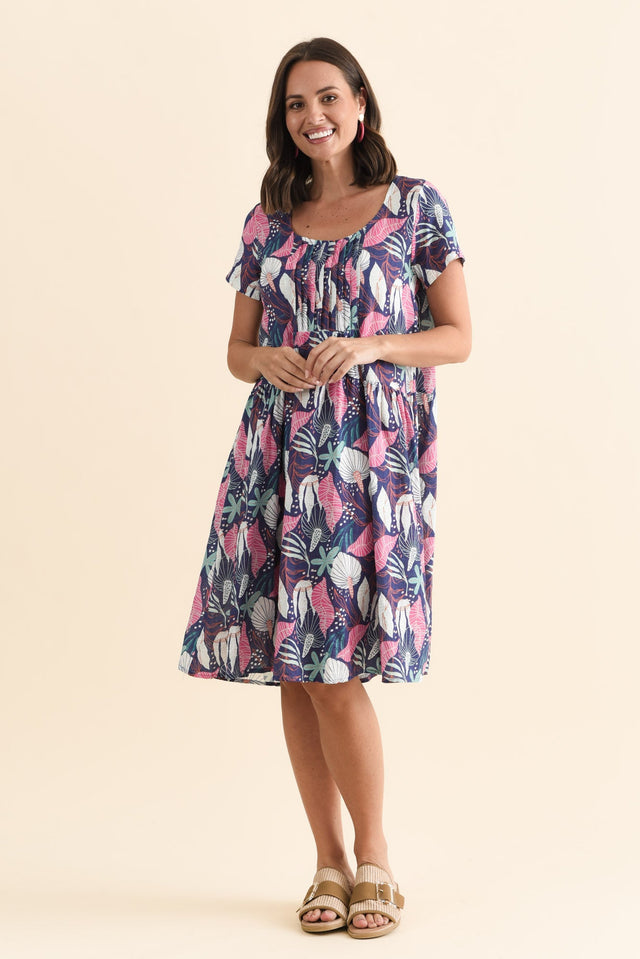 alt text|model:MJ image 7