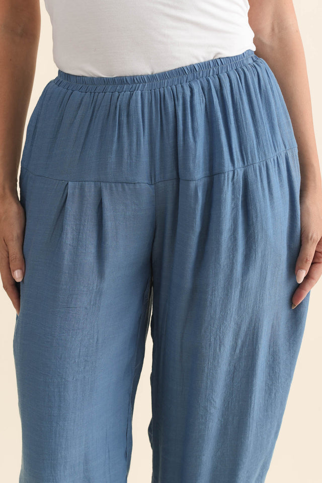 alt text|model:MJ image 6