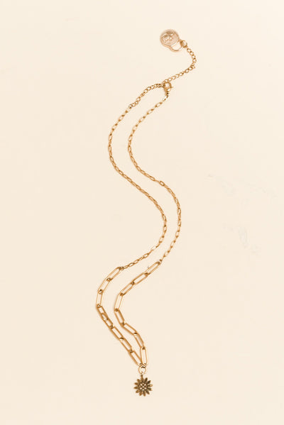 Harmonia Gold Daisy Necklace