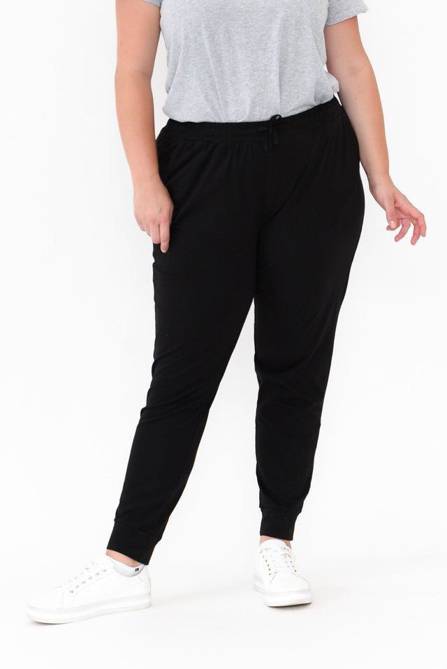 plus-size,curve-bottoms,plus-size-pants,plus-size-basic-bottoms,plus-size-winter-clothing,curve-basics image 8