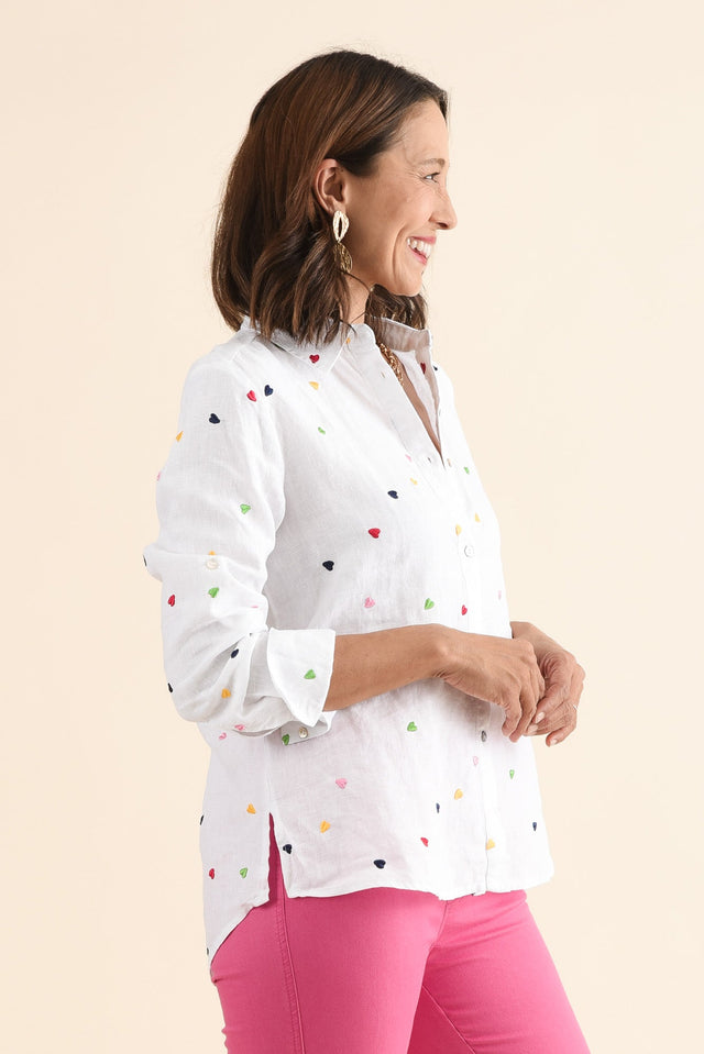 Henne White Heart Linen Shirt,Side,Brunette model,alt text|model:Cara image 3