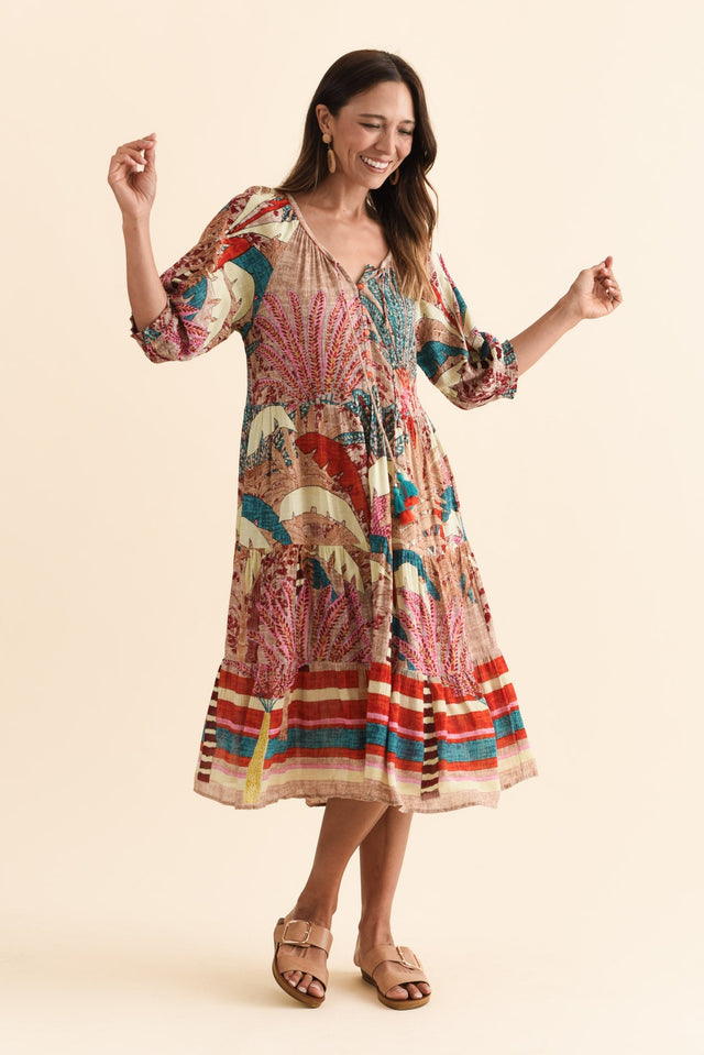 alt text|model:Cara image 3