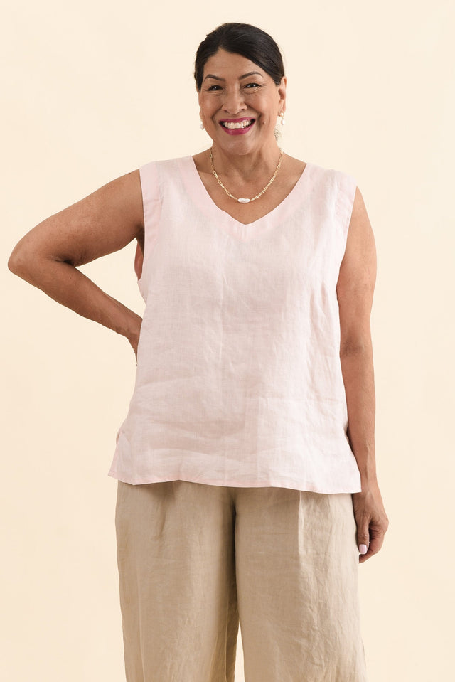 Inez Blush Linen Tank,Front,Brunette model,alt text|model:Pilita image 8