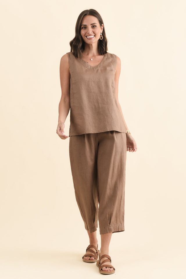 Inez Mocha Linen Tank,Brunette model,alt text|model:MJ image 6