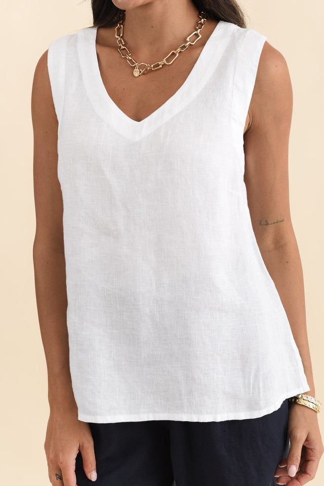 Inez White Linen Tank,Brunette model,alt text|model:Brontie image 7