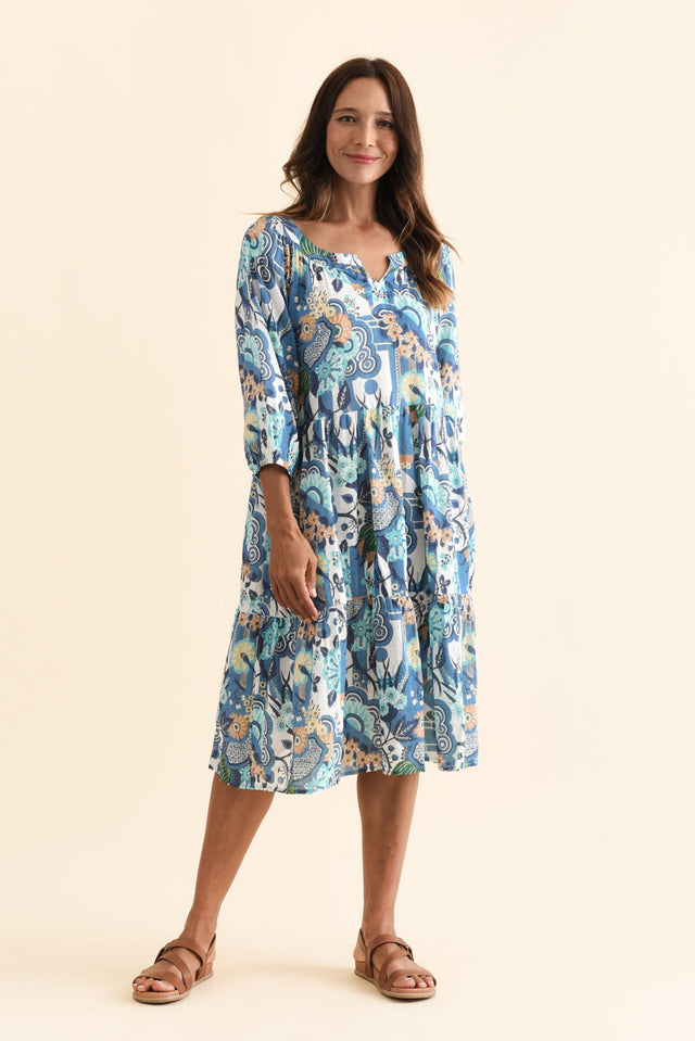 alt text|model:Cara image 7