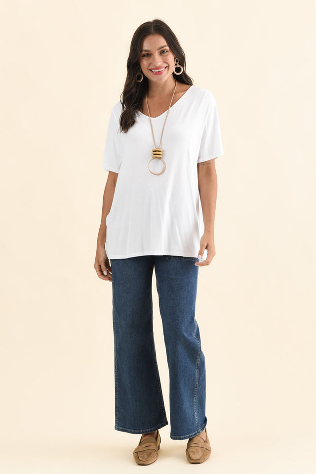 Ivy White Micro Modal Swing Tee,Brunette model,alt text|model:Brontie image 8