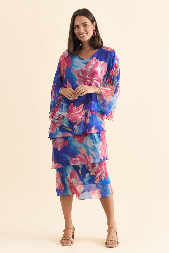 alt text|model:MJ image 6