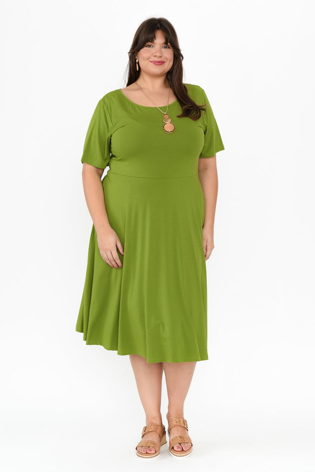 plus-size,curve-dresses,plus-size-midi-dresses,plus-size-bamboo-dresses,alt text|model:Gabby