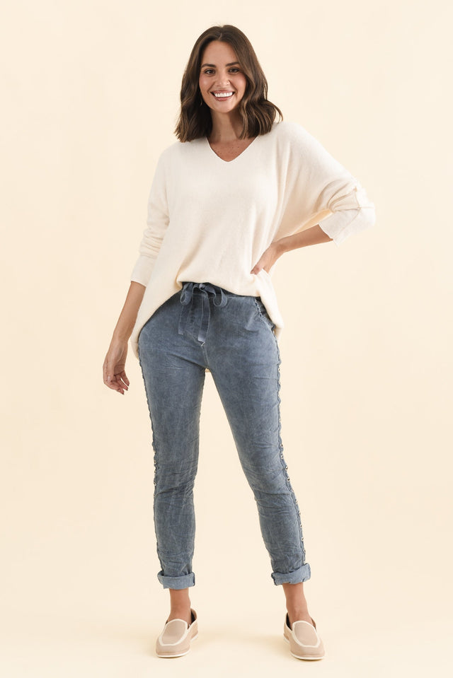 Jaya Blue Drawstring Pants,Brunette model,alt text|model:MJ image 7