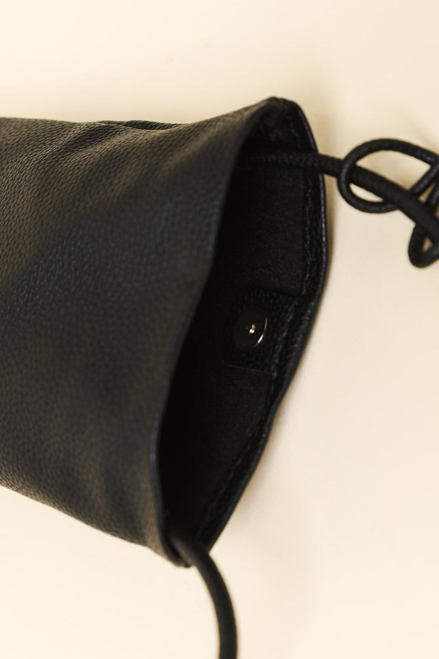 Jimmy Black Crossbody Bag image 3