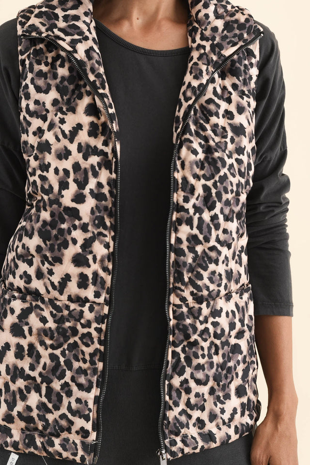 Johnny Brown Leopard Puffer Vest,Brunette model,alt text|model:Cara image 7