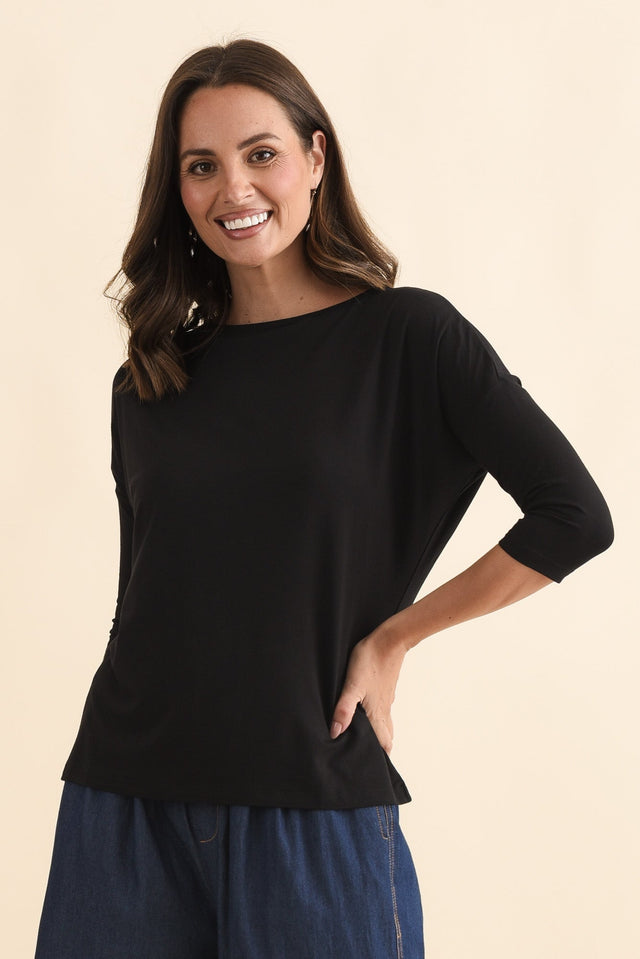 alt text|model:MJ image 1