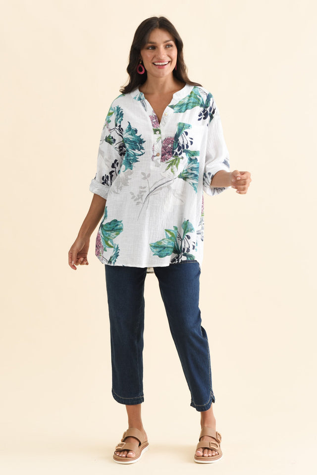 alt text|model:Brontie image 7