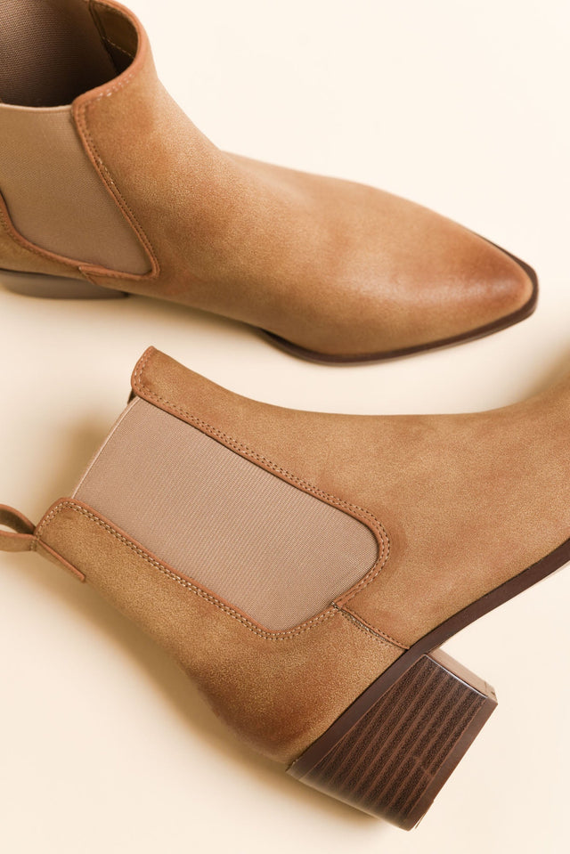 Kansley Tan Heeled Boot image 2