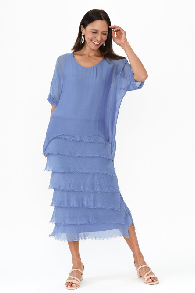 alt text|model:Cara image 3