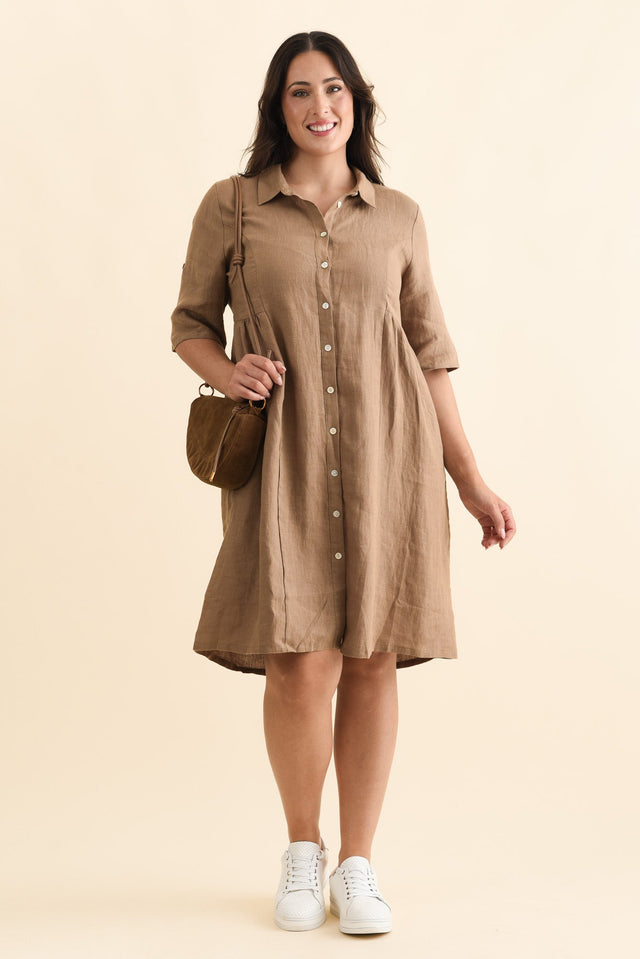 Katy Mocha Linen Pocket Dress,Brunette model,alt text|model:Emilia image 9