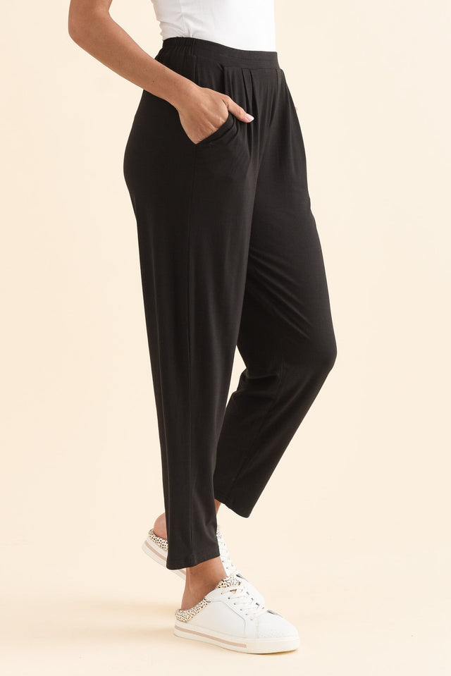 Kennedy Black Stretch Pocket Pants,Side,Brunette model,alt text|model:Brontie image 3