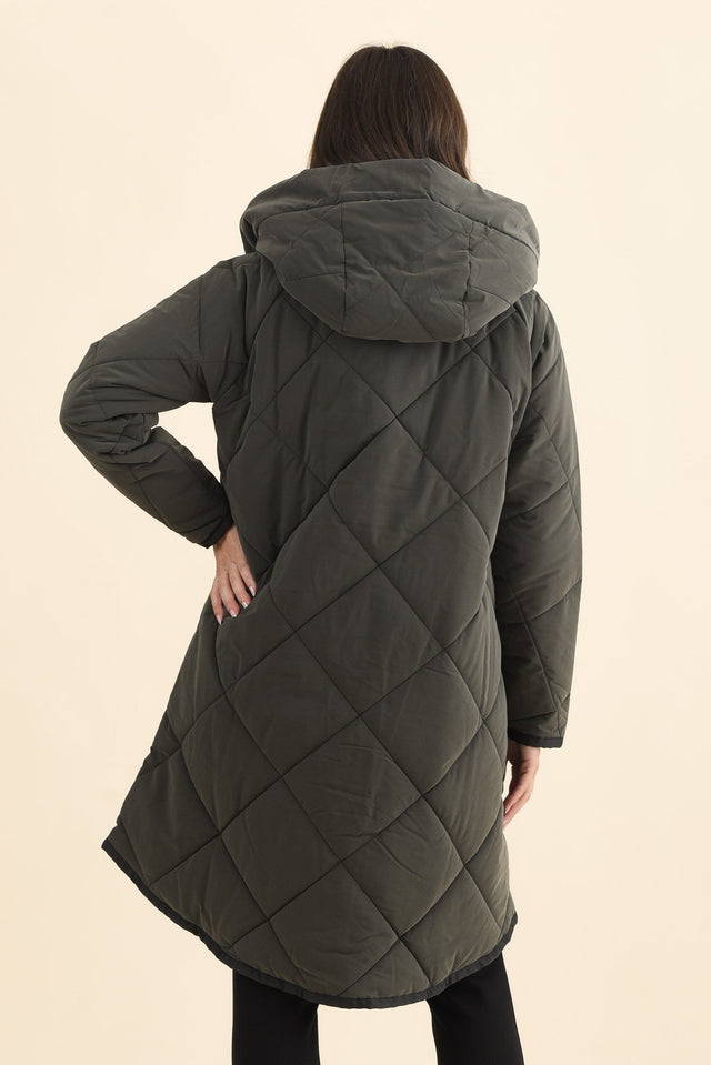 Koami Charcoal Quilted Hooded Coat,Brunette model,alt text|model:MJ image 6