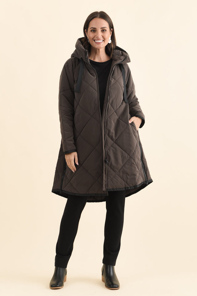 Koami Chocolate Quilted Hooded Coat,Brunette model,alt text|model:MJ image 8